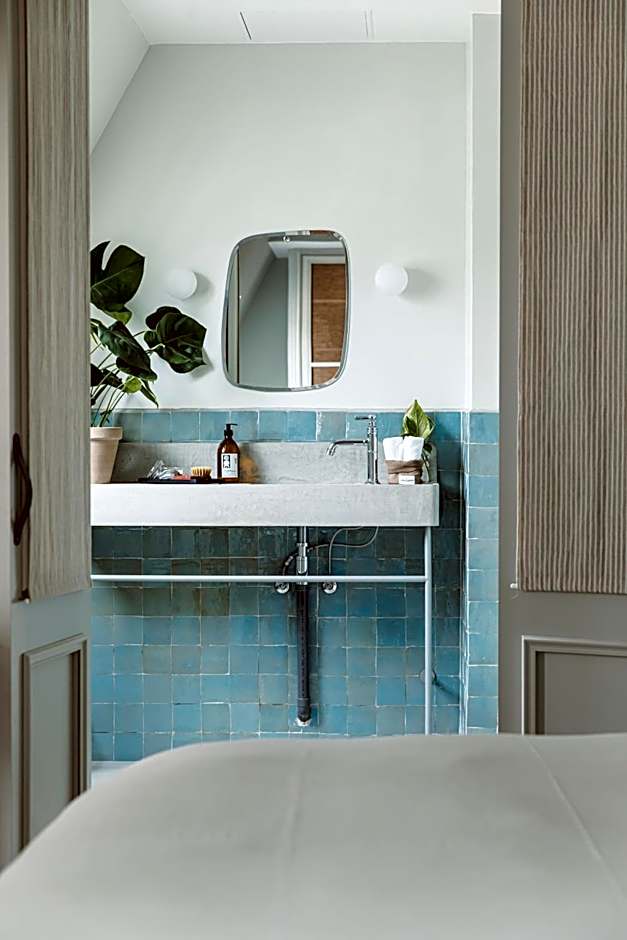 HOY Paris - Yoga Hotel