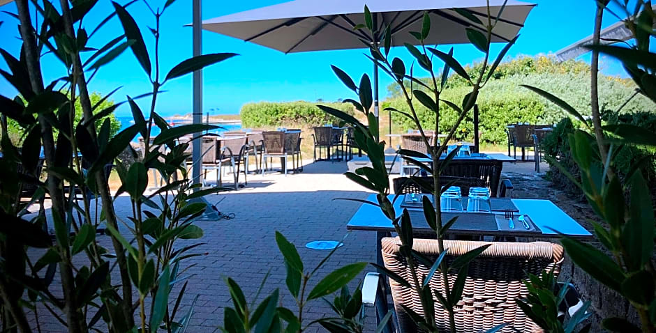 Logis Hotel & Restaurant Les Mouettes,Larmor Plage