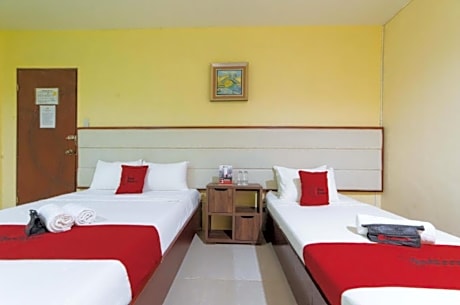 RedDoorz near Notre Dame of Dadiangas University