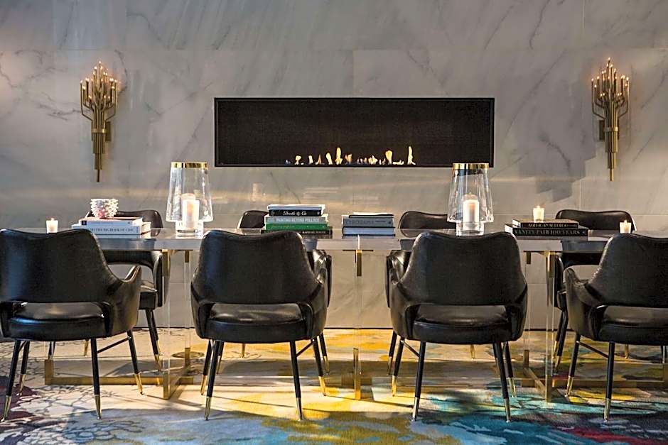 The Allegro Royal Sonesta Hotel Chicago Loop