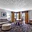 DoubleTree By Hilton Milwaukee Downtown