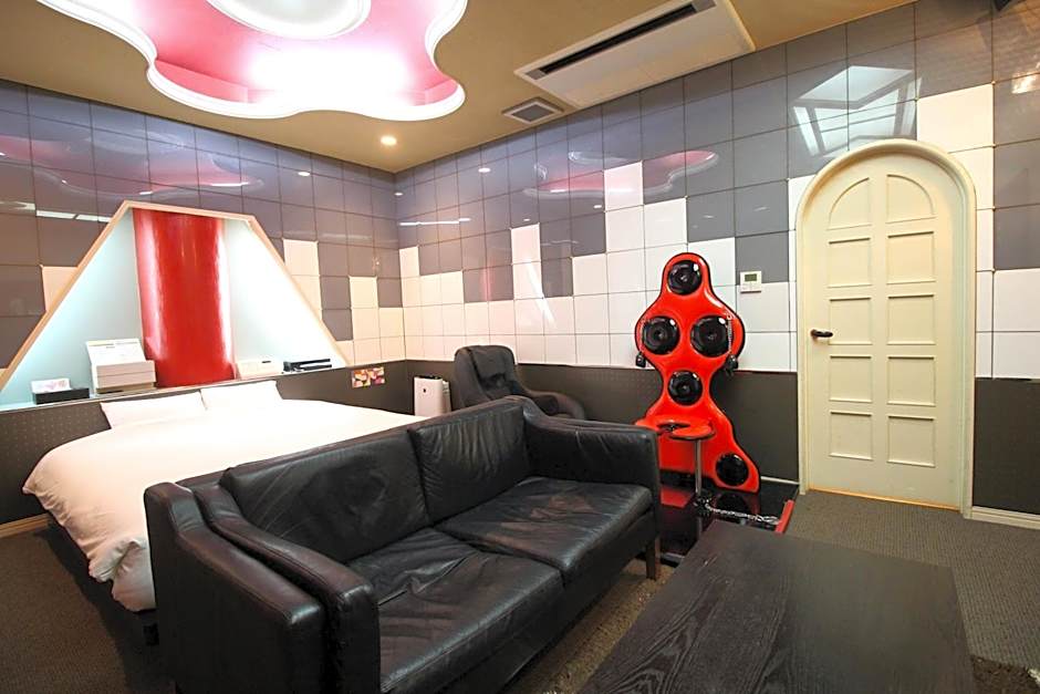 Utovilla HOTEL555 沼津店