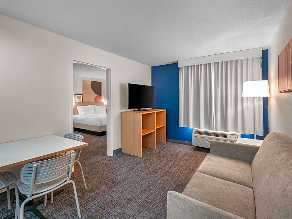 Spark by Hilton Ann Arbor South