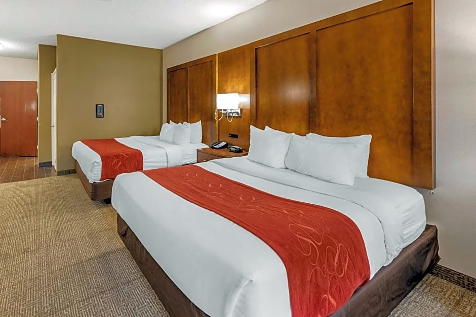 Comfort Suites Near Six Flags Magic Mountain