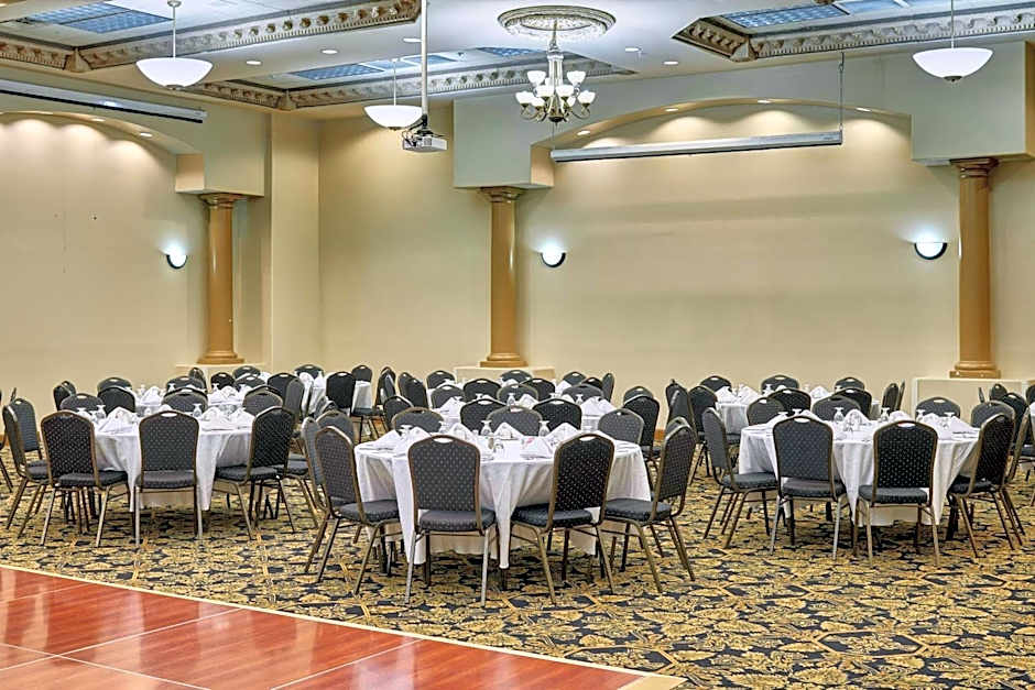 Radisson Hotel El Paso Airport