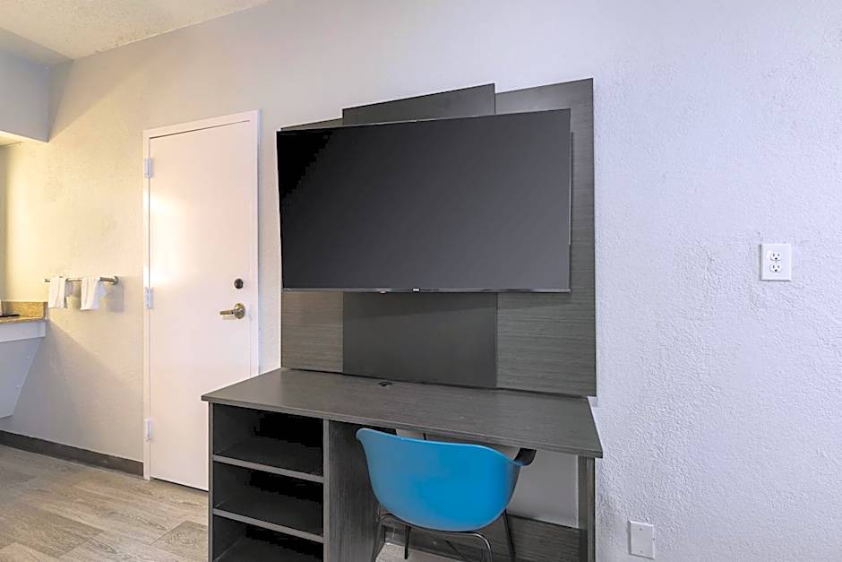 Studio 6 Suites Jacksonville, NC – Camp LeJeune