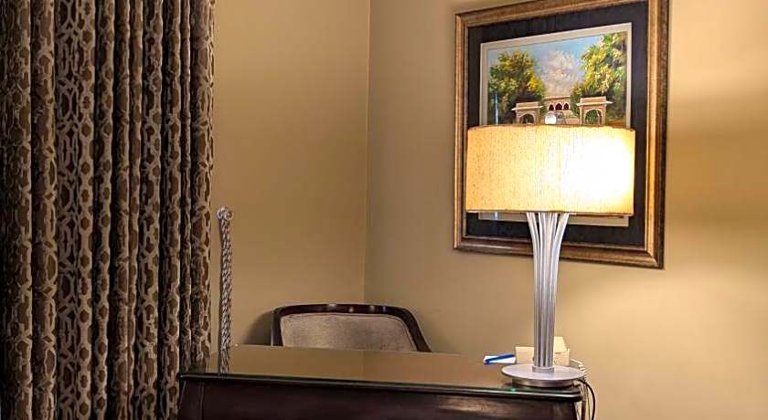 Four Points by Sheraton Lahore