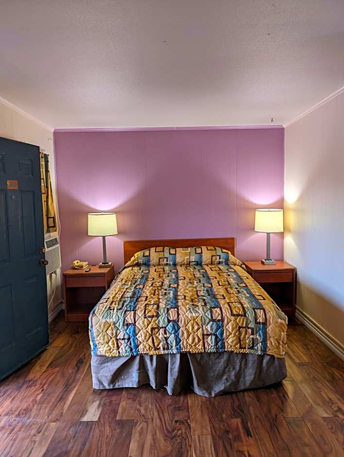 Economy Inn Kingsville, Hwy 77