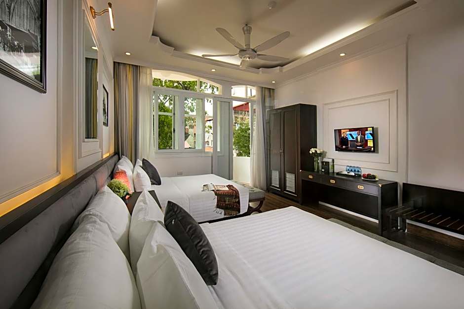 Golden Rooster hotel