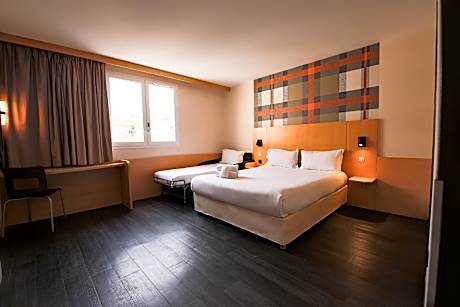 Bunkbed Room - 2 Adults, 2 Children