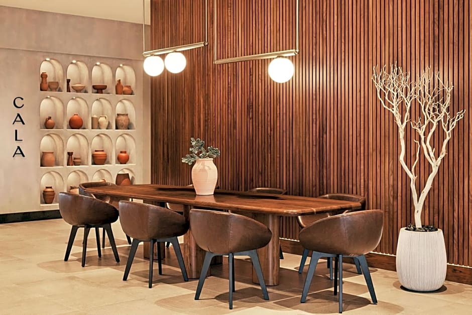 Senna House Scottsdale, Curio Collection by Hilton