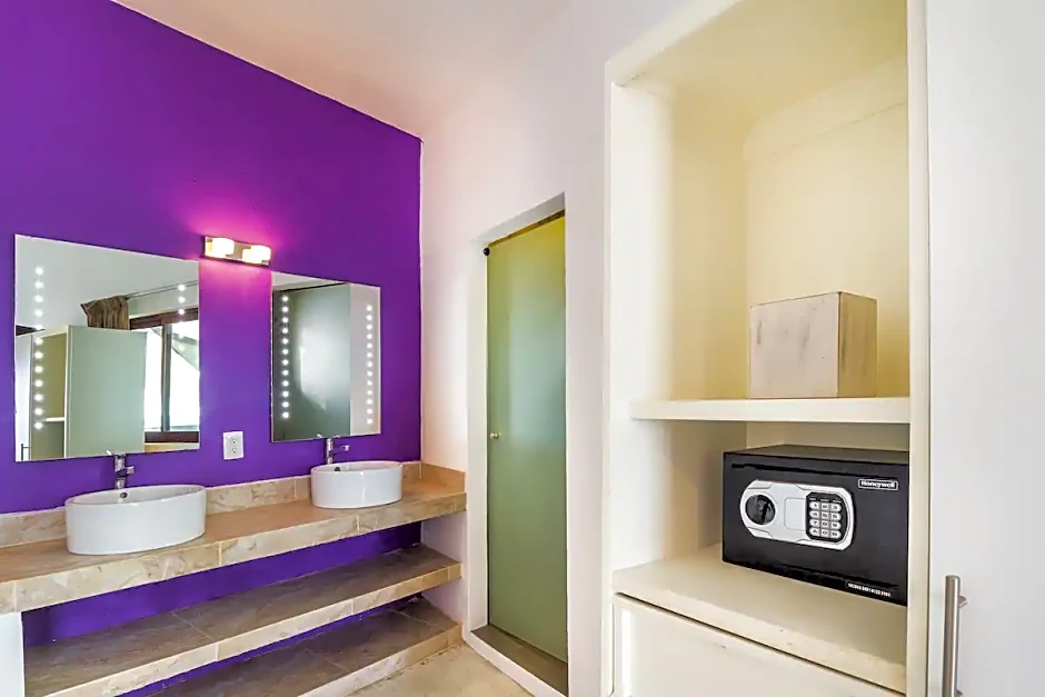 Capital O Hotel 522