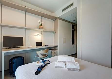 Superior Single Room