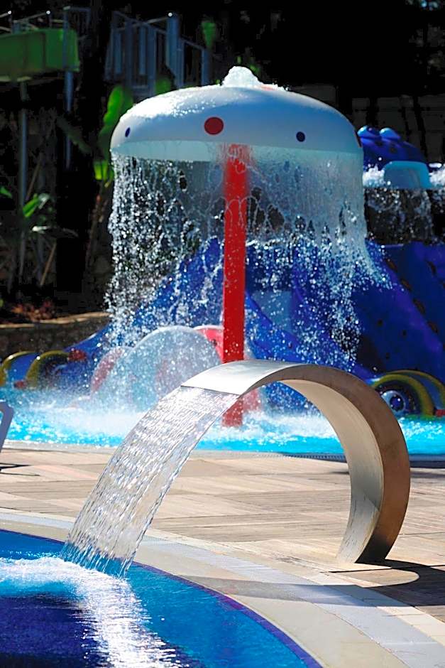 Wome Deluxe Hotel - Halal All Inclusive