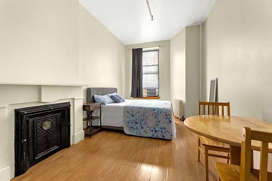 West 30th Street Guest House