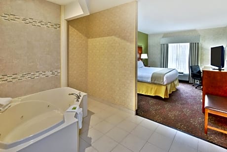 King Room with Spa Bath