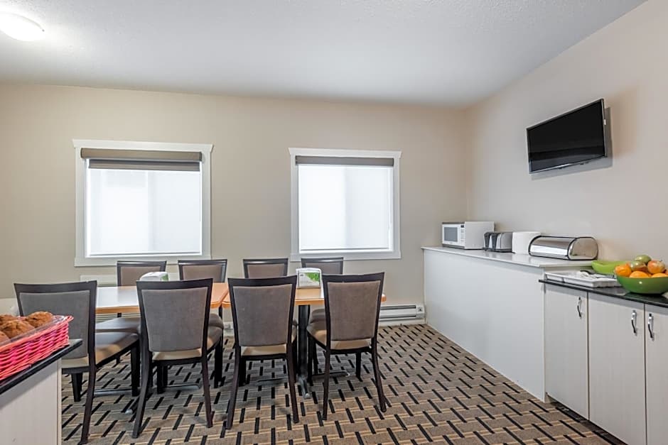 Super 8 by Wyndham Watrous