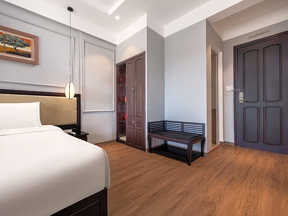 Hue Serene Palace Hotel