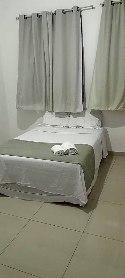 Central Palace Hotel