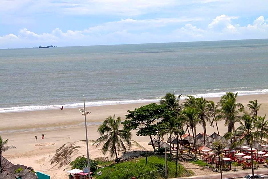 (304) Sea and Sun at Litorânea Beach