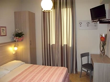 Comfort Single Room