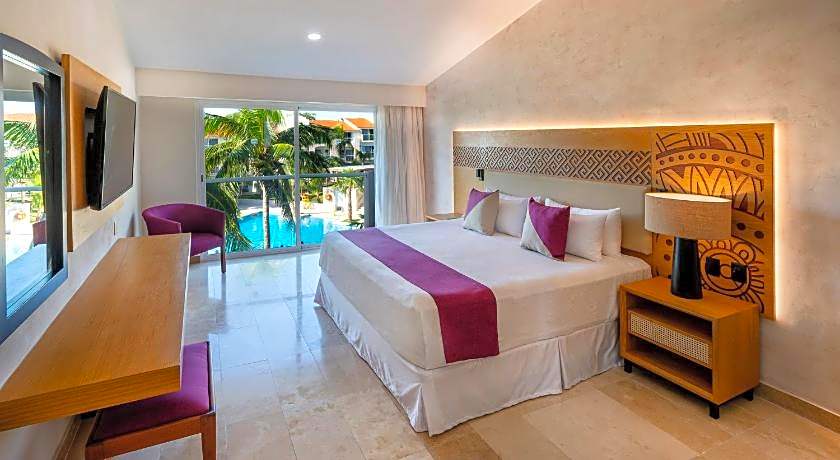 Viva Azteca by Wyndham, A Trademark All Inclusive Resort