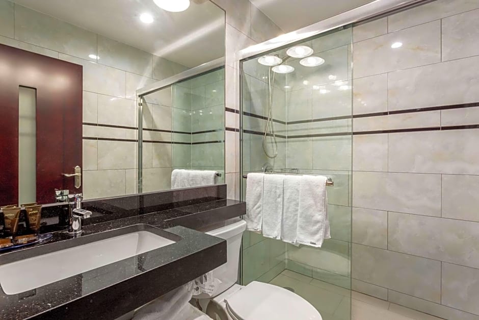 The L Hotel, Ascend Hotel Collection