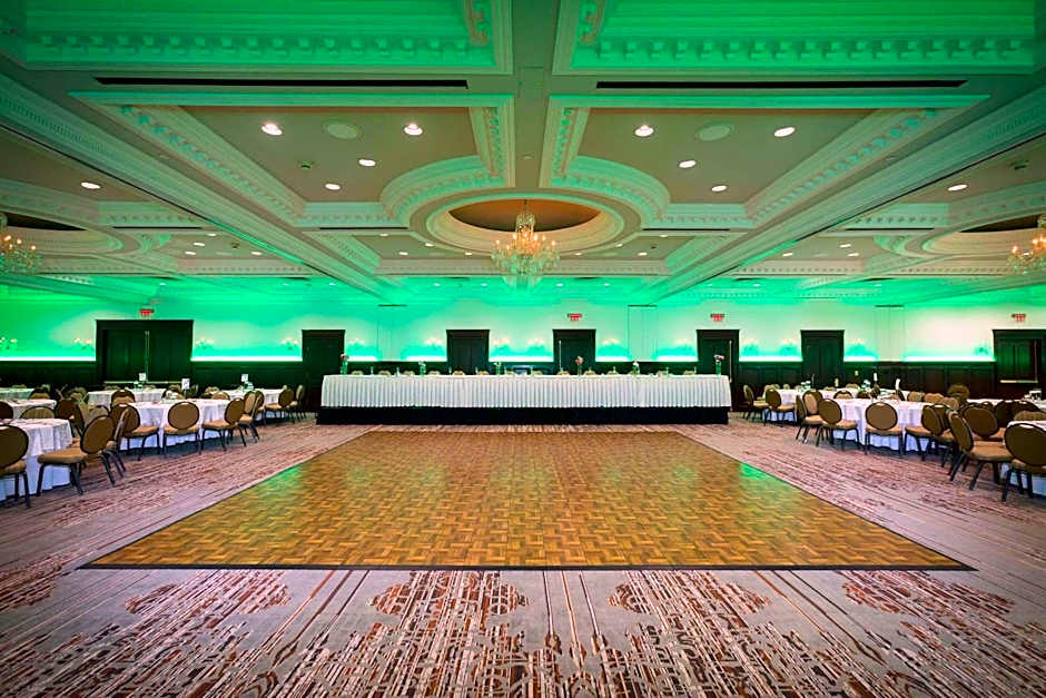Radisson Hotel Cincinnati Riverfront