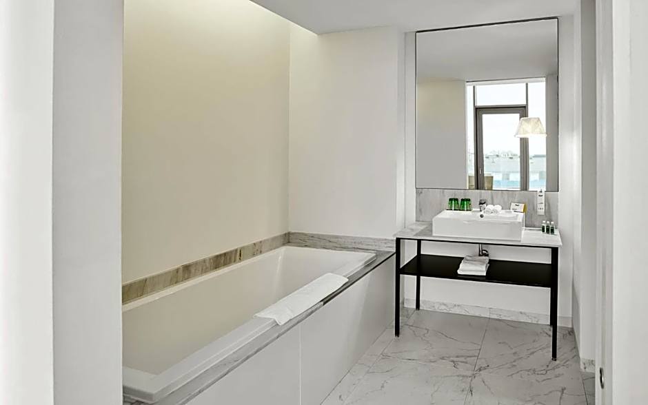 Crowne Plaza Vienna By IHG