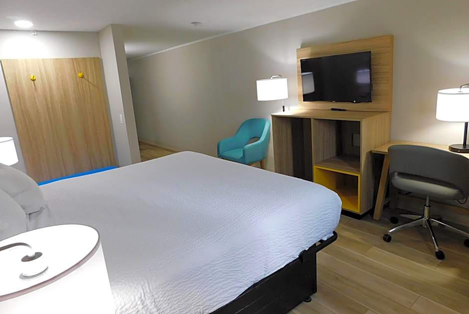 Days Inn by Wyndham Effingham