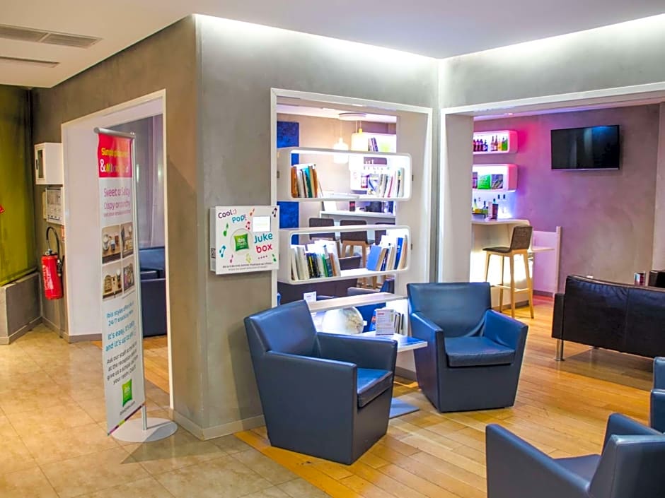 Ibis Styles Paris Tolbiac Bibliotheque