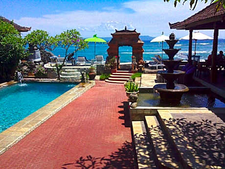 One-Bedroom Bungalow with Sea View