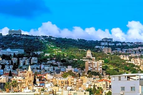 Diana Seaport Apartments