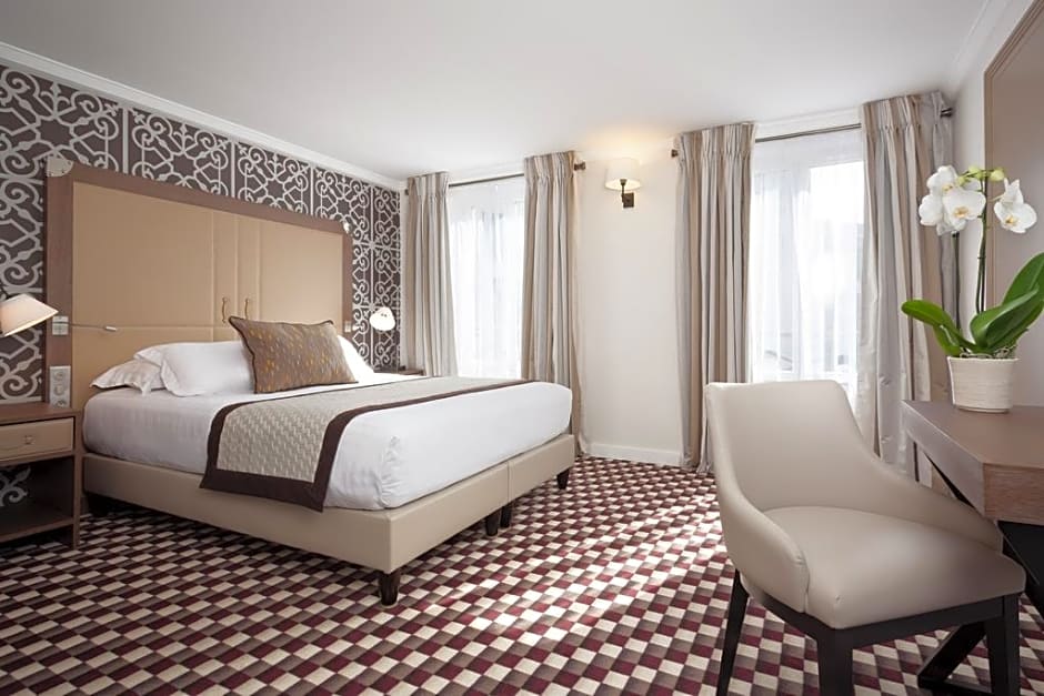 Phileas Hotel