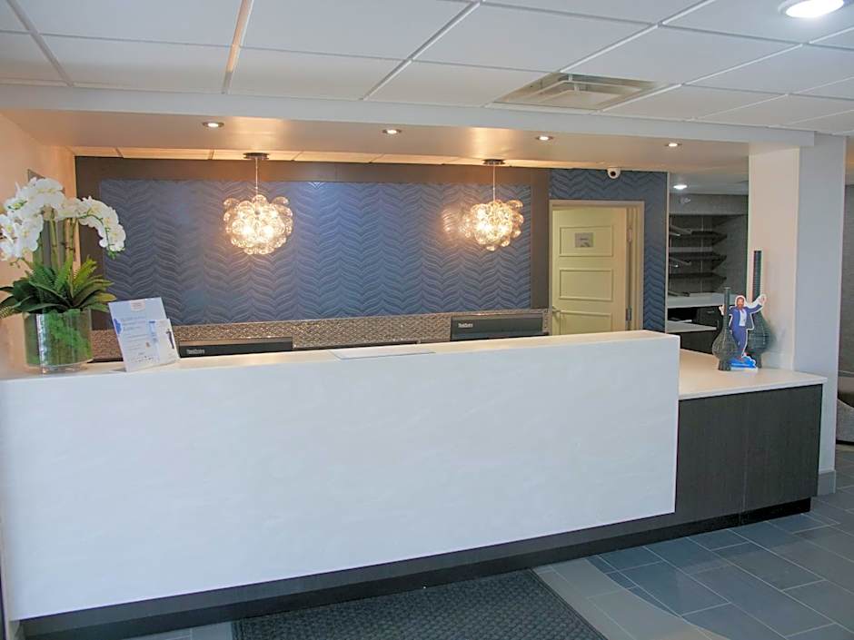 Wingate by Wyndham Louisville Airport Expo Center