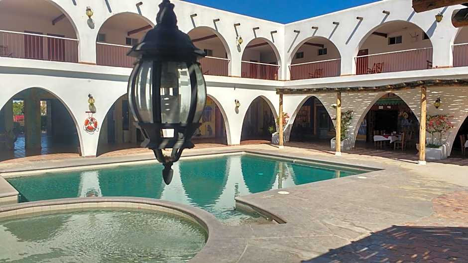 Hotel Hacienda Bugambilias