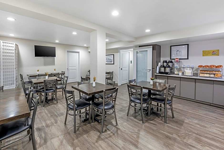 Hillstone Inn Tulare, an Ascend Collection Hotel