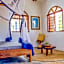 Kameleon Blue Arts Lodge