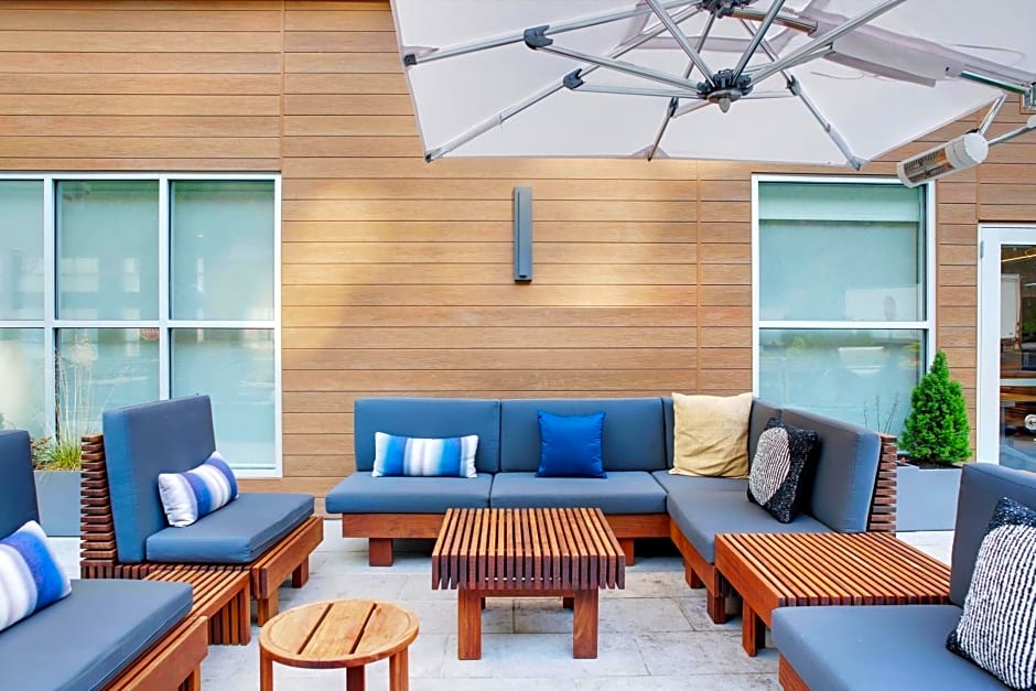 Element New York Wood Ridge