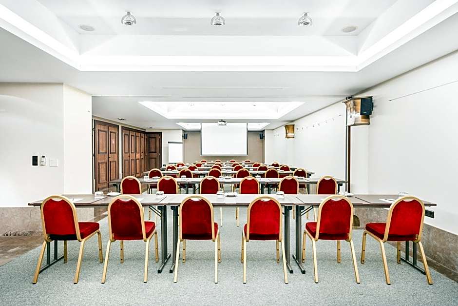 Marivaux Hotel
