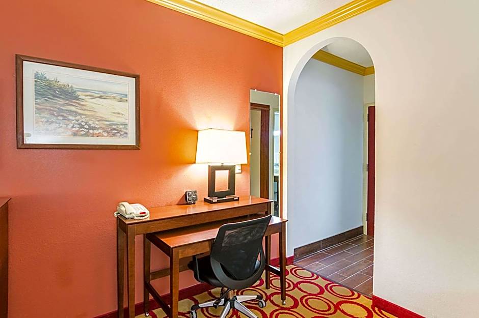 Quality Suites Lubbock Southwest