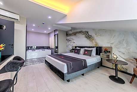 Double Room with Spa Bath