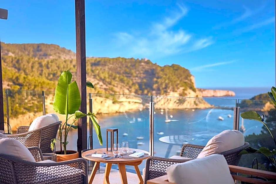 Cala San Miguel Hotel Ibiza, Curio Collection by Hilton, Adults only