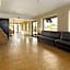 Days Inn by Wyndham Brunswick/St. Simons Area
