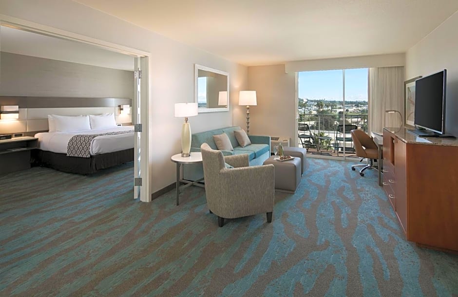 Crowne Plaza Hotel Ventura Beach, an IHG Hotel