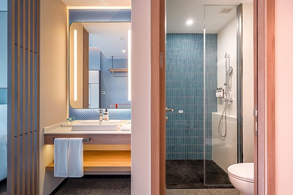 Holiday Inn Express Jiangmen East Station By IHG