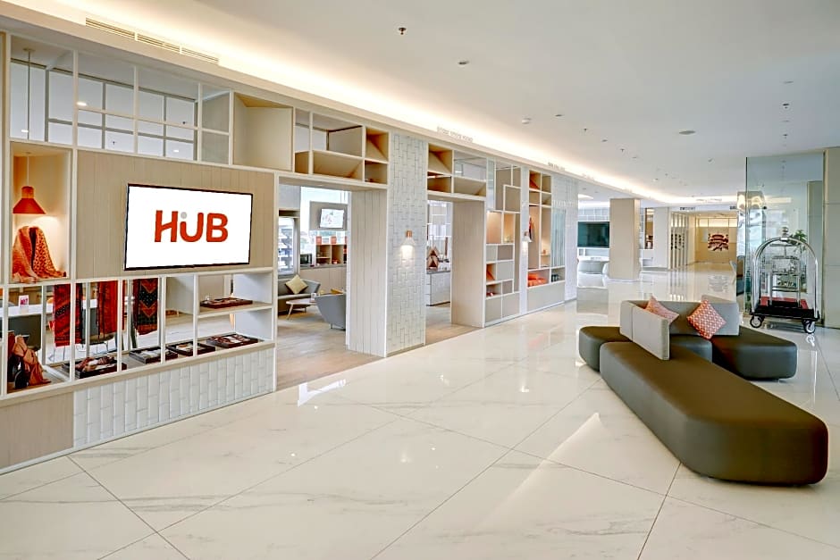 HARRIS Hotel & Conventions Bundaran Satelit Surabaya