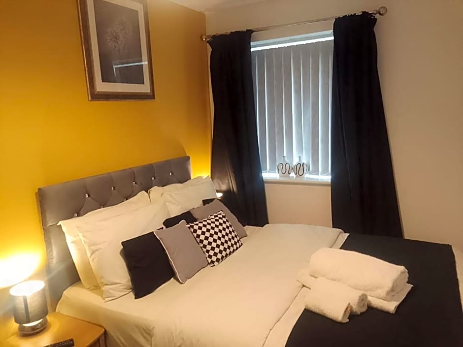 Cosy Stay in Walsall by Ideal Home
