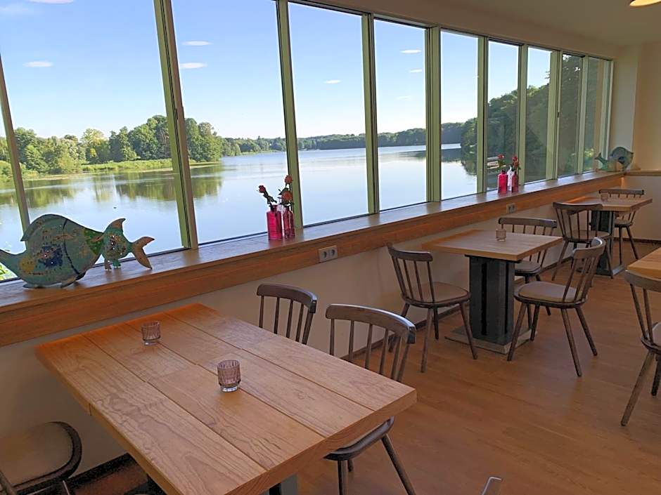 Fischerklause am Lutjensee