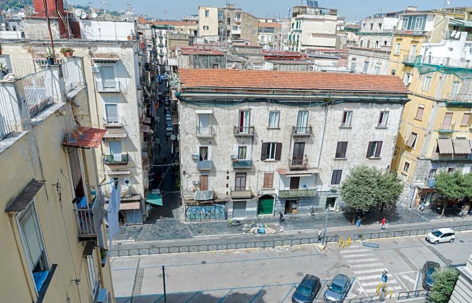 Naples Gateway Rooms